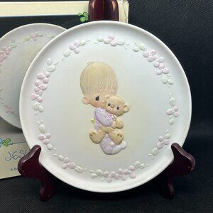 Precious Moments "Jesus Loves Me" Collector's Plate
